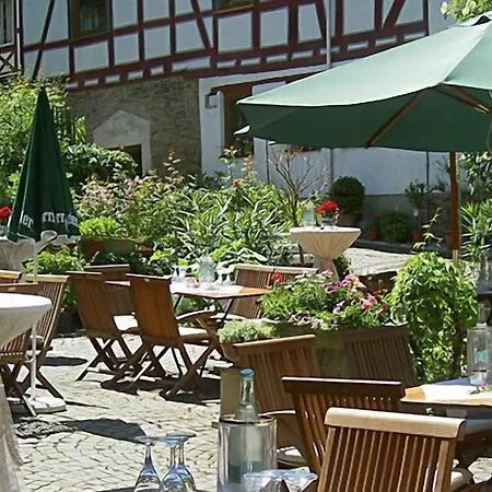 Landgasthof Zum Weissen Schwanen Hotel 4*