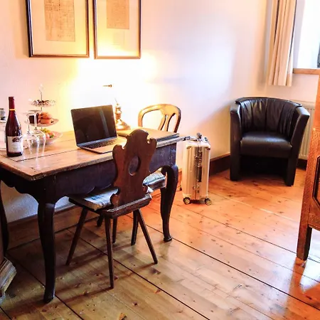 Landgasthof Zum Weissen Schwanen Hotel 4*