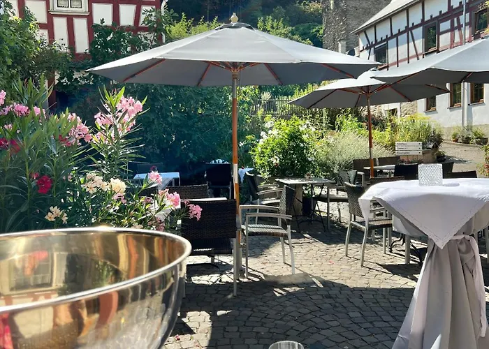 ホテル Landgasthof Zum Weissen Schwanen ブラウバッハ